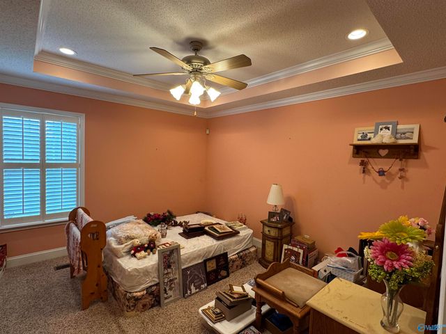 384 Lawson Gap Road, Boaz, AL 35956