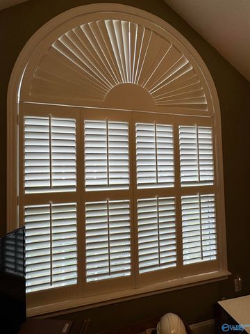 384 Lawson Gap Road, Boaz, AL 35956