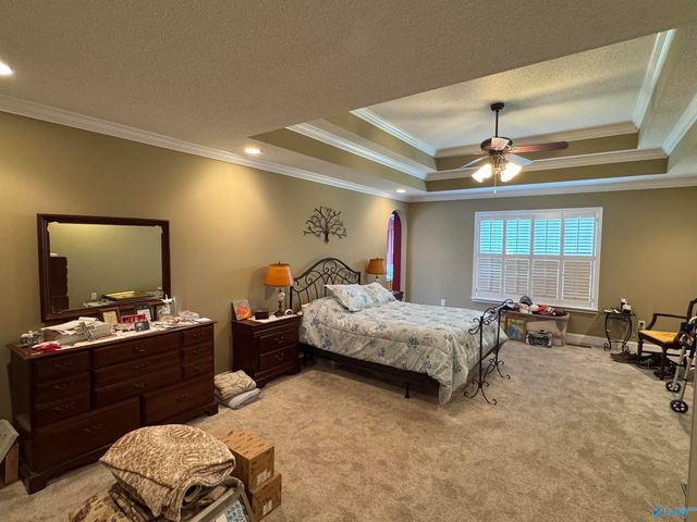 384 Lawson Gap Road, Boaz, AL 35956