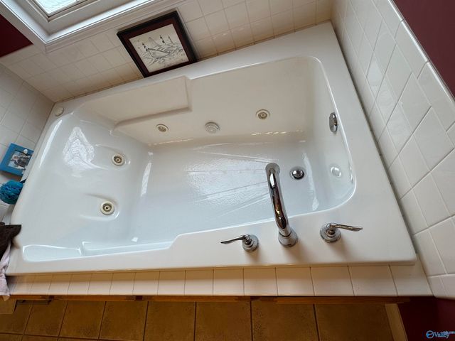 384 Lawson Gap Road, Boaz, AL 35956