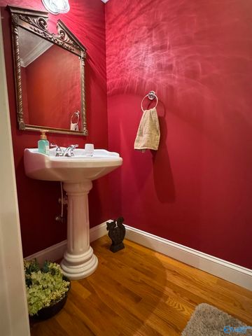 384 Lawson Gap Road, Boaz, AL 35956