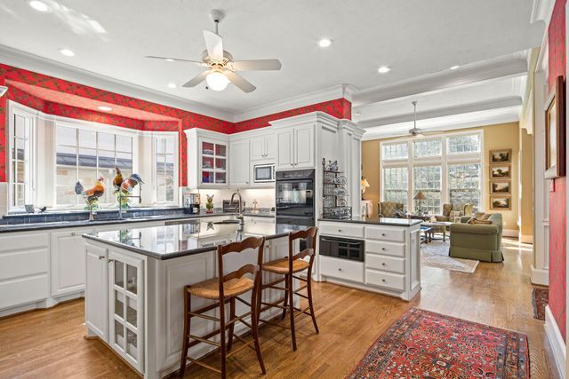 124 Florentine, Horseshoe Bay, TX 78657