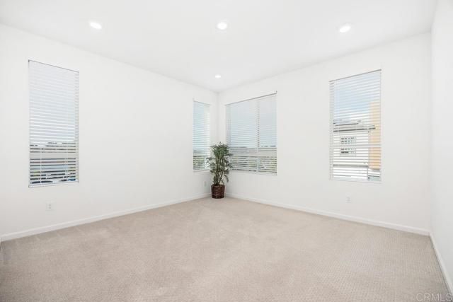 1047 Arrowood Trail, Vista, CA 92081