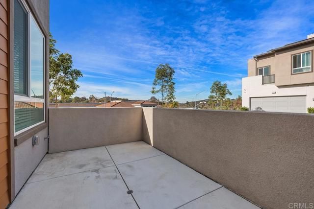 1047 Arrowood Trail, Vista, CA 92081