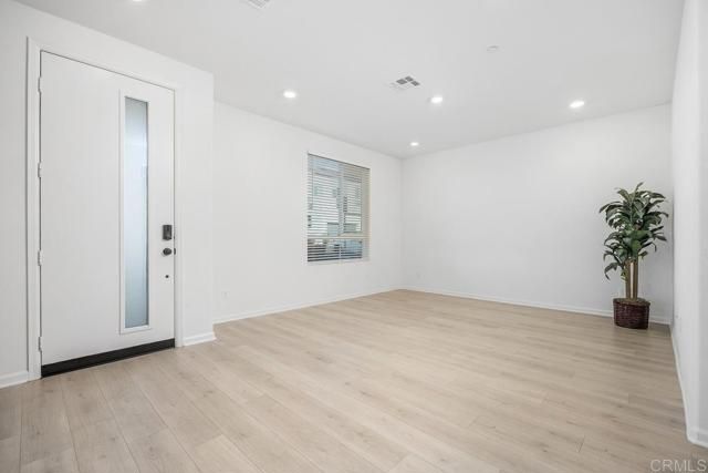 1047 Arrowood Trail, Vista, CA 92081