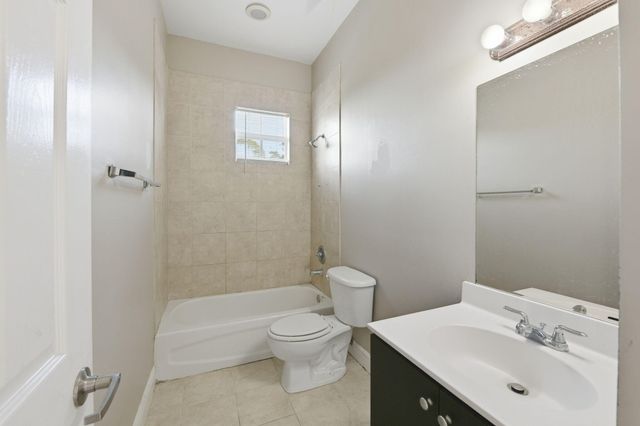 1705 Johnson Street D, Hollywood, FL 33020