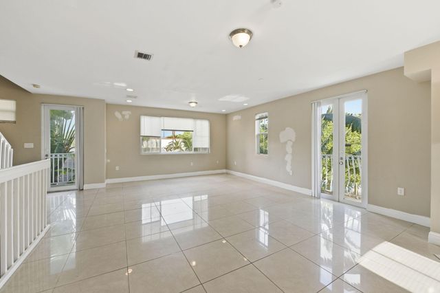 1705 Johnson Street D, Hollywood, FL 33020