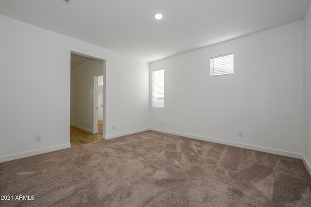 9517 E Talon Avenue, Mesa, AZ 85212