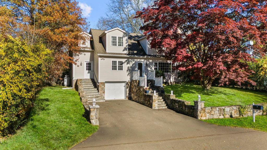 6 Orlando Road, Norwalk, CT 06854