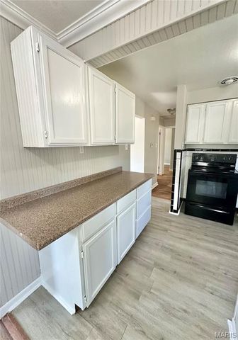 1213 Addison Drive, St Louis, MO 63137