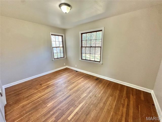 1213 Addison Drive, St Louis, MO 63137