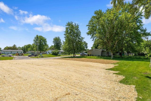 203 S Ivy Lane, Butler, IN 46721