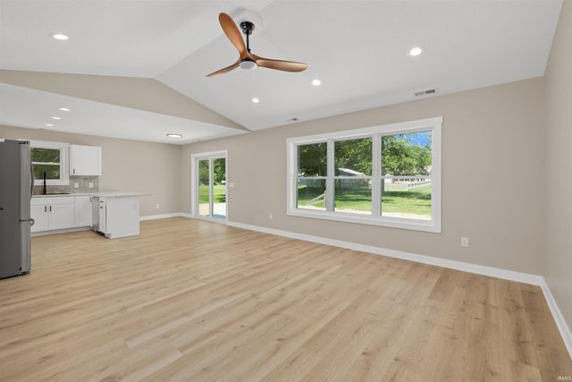 203 S Ivy Lane, Butler, IN 46721