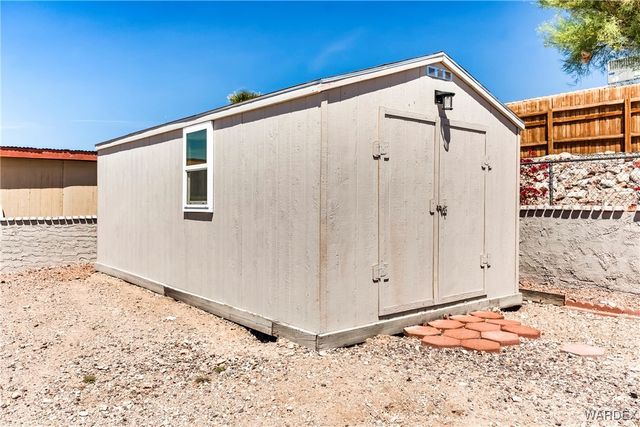 3397 Ridge Run Avenue, Bullhead City, AZ 86429