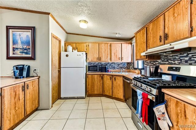 3397 Ridge Run Avenue, Bullhead City, AZ 86429