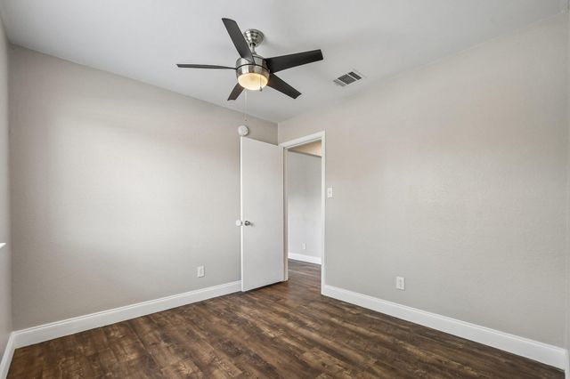 1611 Lantern Light DR, Round Rock, TX 78681
