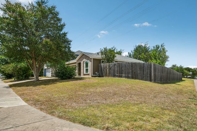 1611 Lantern Light DR, Round Rock, TX 78681