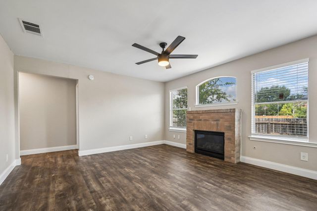 1611 Lantern Light DR, Round Rock, TX 78681