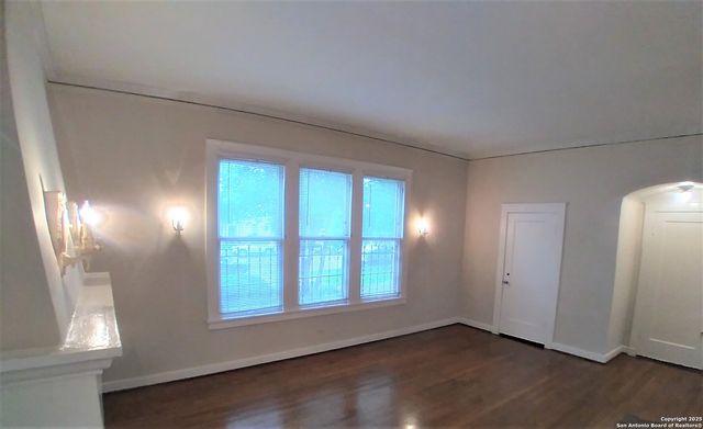 219 W Magnolia, San Antonio, TX 78212