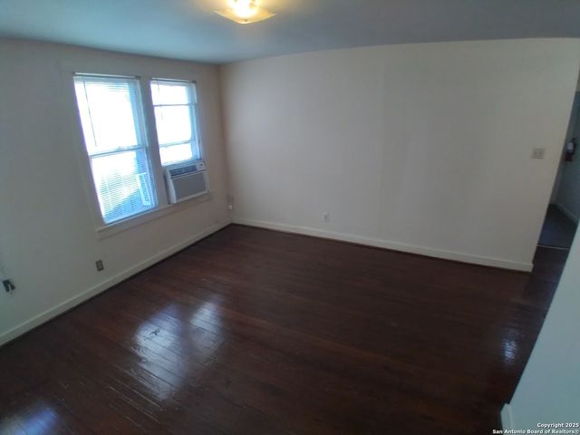 219 W Magnolia, San Antonio, TX 78212