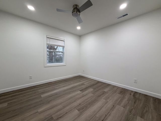 605 Flegal Avenue, Rossville, GA 30741