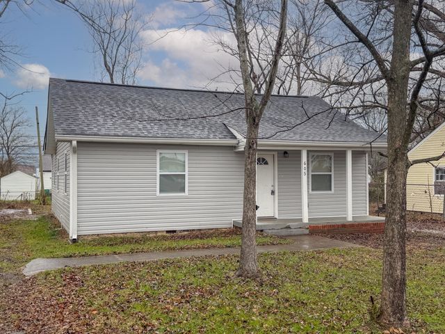 605 Flegal Avenue, Rossville, GA 30741