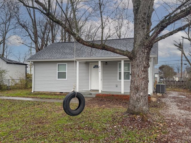 605 Flegal Avenue, Rossville, GA 30741