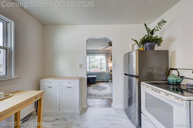 521 E Chesterfield Street, Ferndale, MI 48220