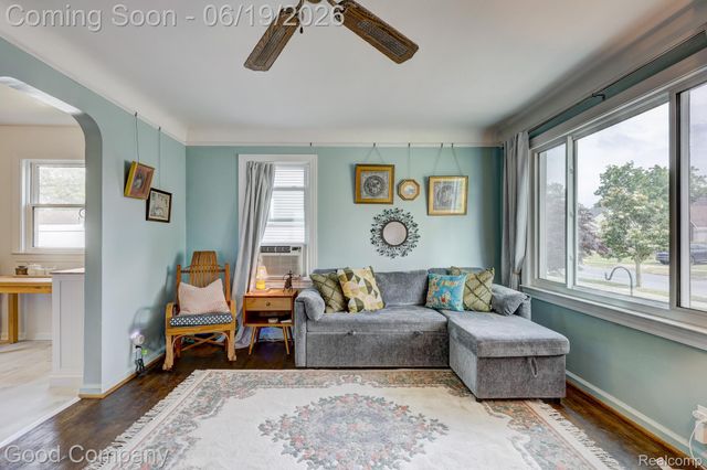 521 E Chesterfield Street, Ferndale, MI 48220