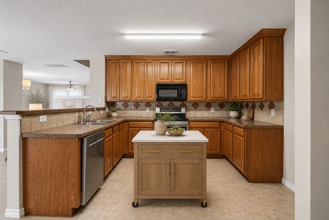 1512 Wind Star Way, Fort Worth, TX 76108