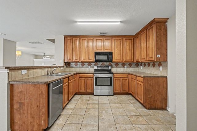 1512 Wind Star Way, Fort Worth, TX 76108