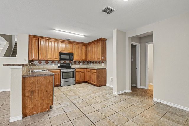 1512 Wind Star Way, Fort Worth, TX 76108