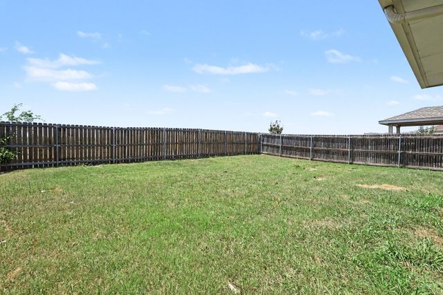 1512 Wind Star Way, Fort Worth, TX 76108