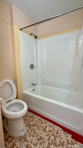 168 Alfred Street 1, Bridgeport, CT 06605