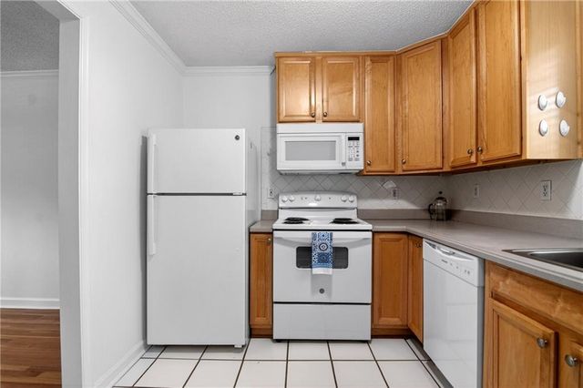255 Jefferson Place 23, Decatur, GA 30030