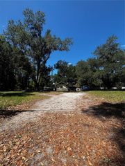 7027 CHARLES HUMPHREY ROAD, Plant City, FL 33565