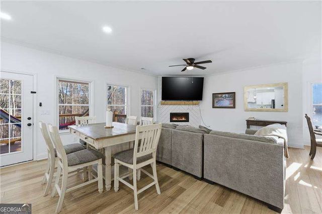 3630 Millers Pond Way, Snellville, GA 30039