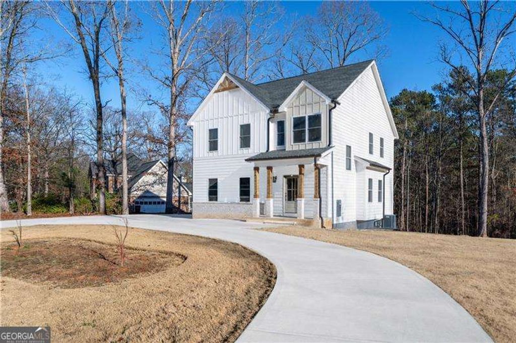 3630 Millers Pond Way, Snellville, GA 30039