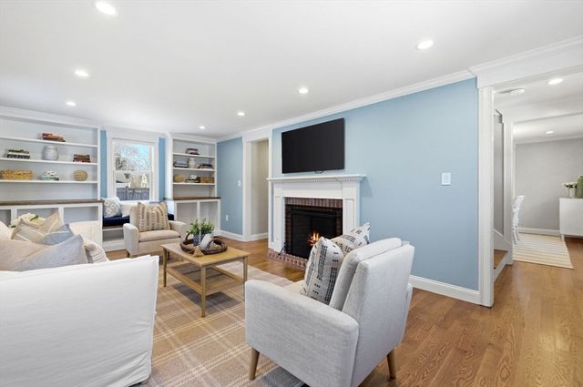 30 Elmhurst Road, Arlington, MA 02474