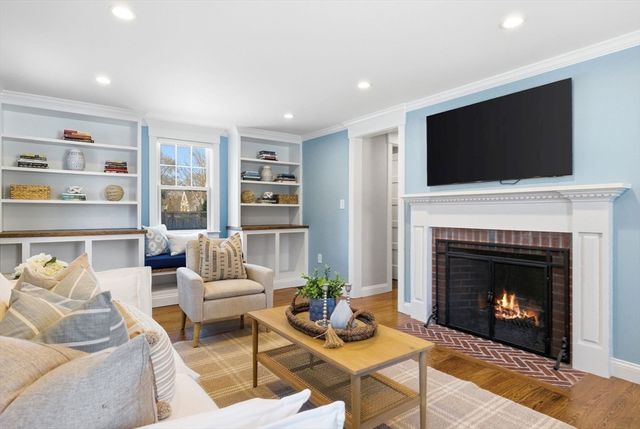 30 Elmhurst Road, Arlington, MA 02474