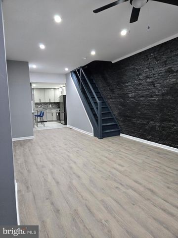 4207 ASPEN ST, Philadelphia, PA 19104