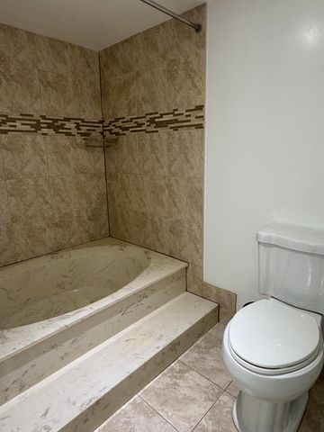 16171 Blatt Boulevard 202, Weston, FL 33326