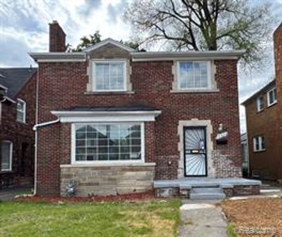 17321 Santa Rosa Drive, Detroit, MI 48221