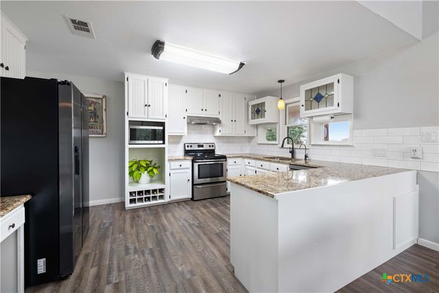 514 Eden Ranch Drive, Canyon Lake, TX 78133