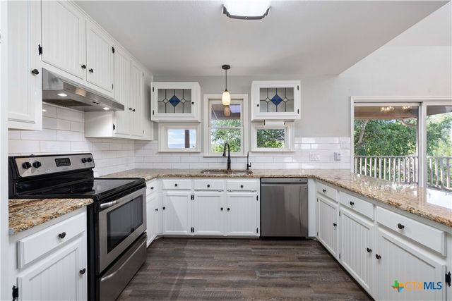 514 Eden Ranch Drive, Canyon Lake, TX 78133