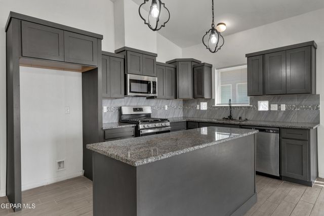 2420 TIERRA DELMONTE Drive, El Paso, TX 79938