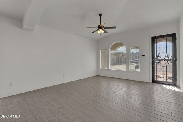 2420 TIERRA DELMONTE Drive, El Paso, TX 79938