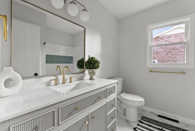 1032 Algonquin Trail, Frankfort, KY 40601