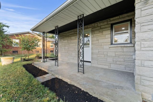 1032 Algonquin Trail, Frankfort, KY 40601