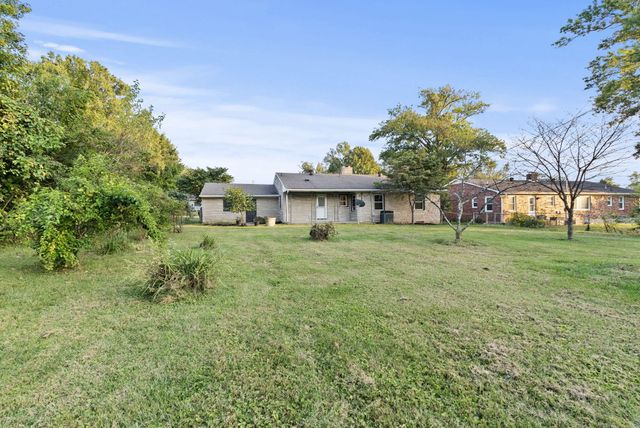 1032 Algonquin Trail, Frankfort, KY 40601